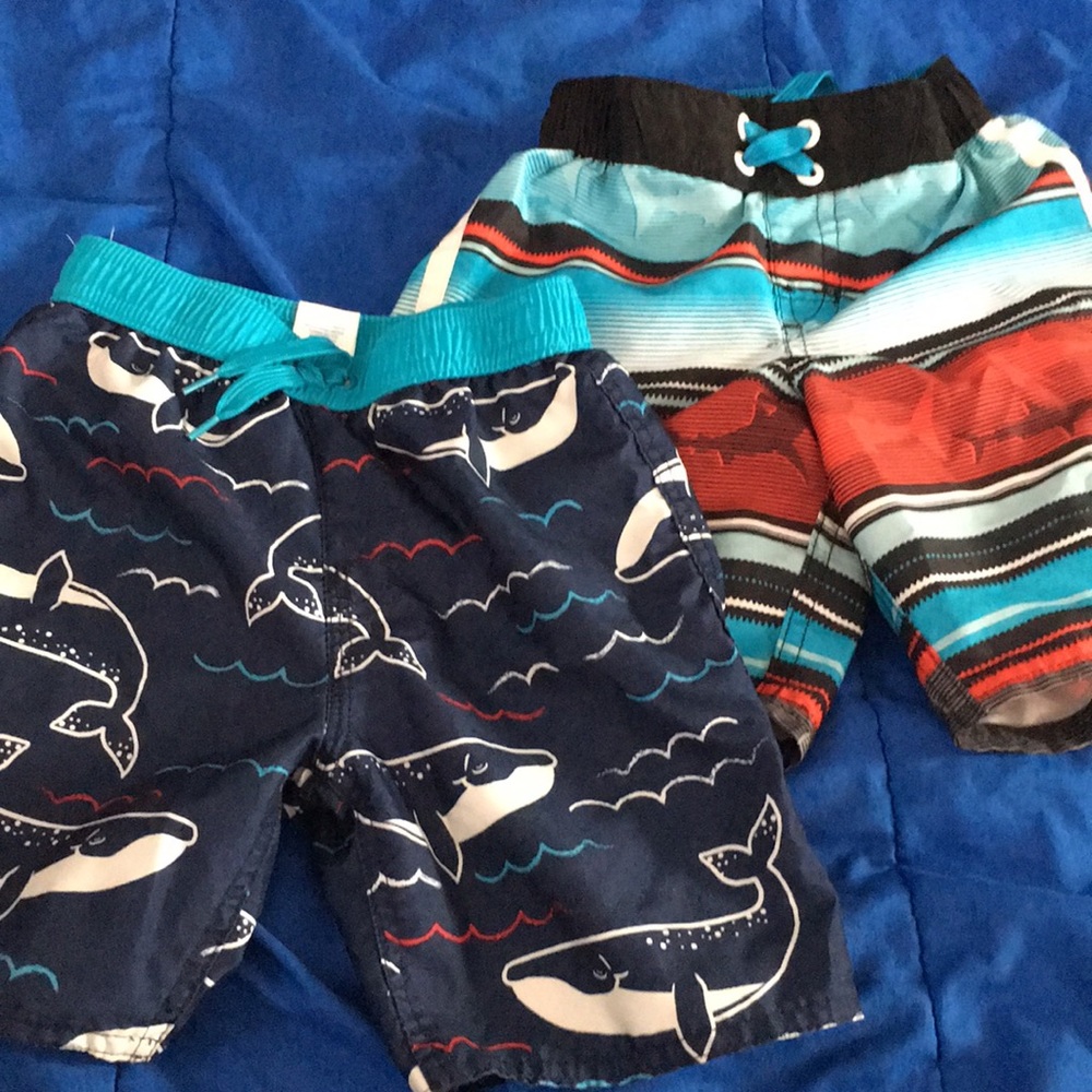 Swimming trunks. Size 4T